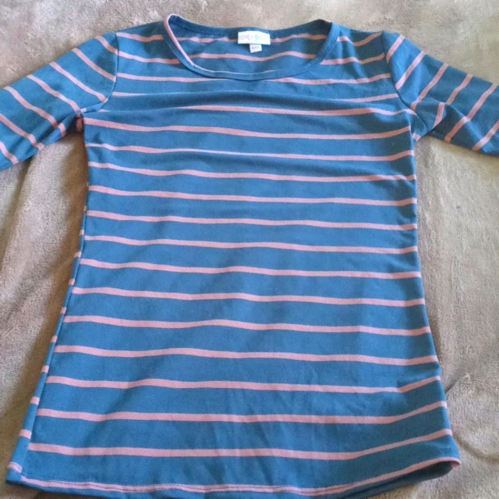 BOGO free. Lularoe Gigi blue/pink top